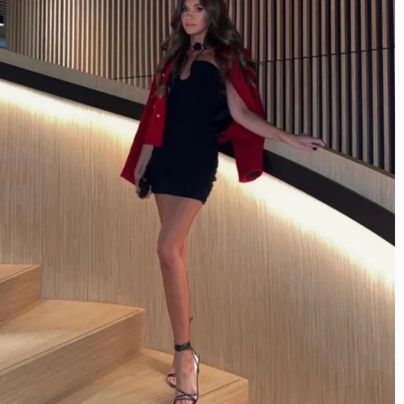 Zara woman’s black Ruched halter mini dress - Picture 8 of 16